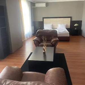 Consul Отель